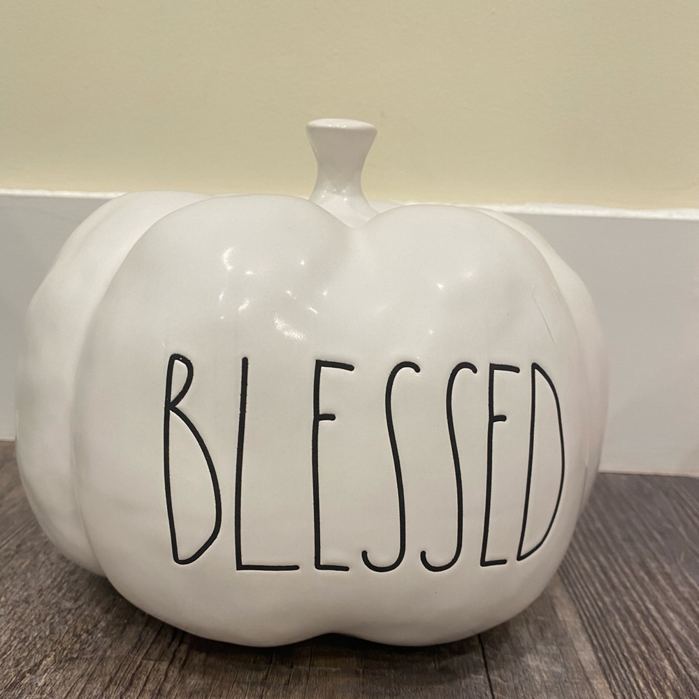 New Rae Dunn White Blessed Pumpkin Med Like pics